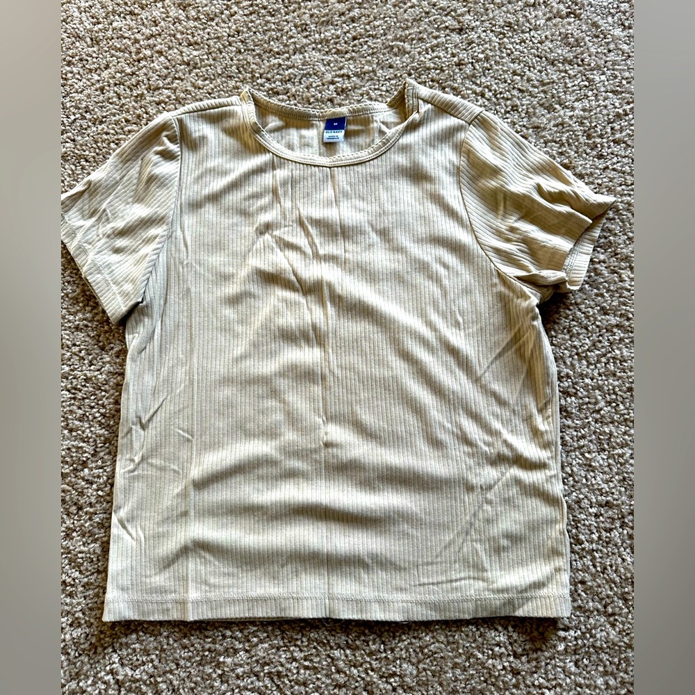 Old navy T shirt
